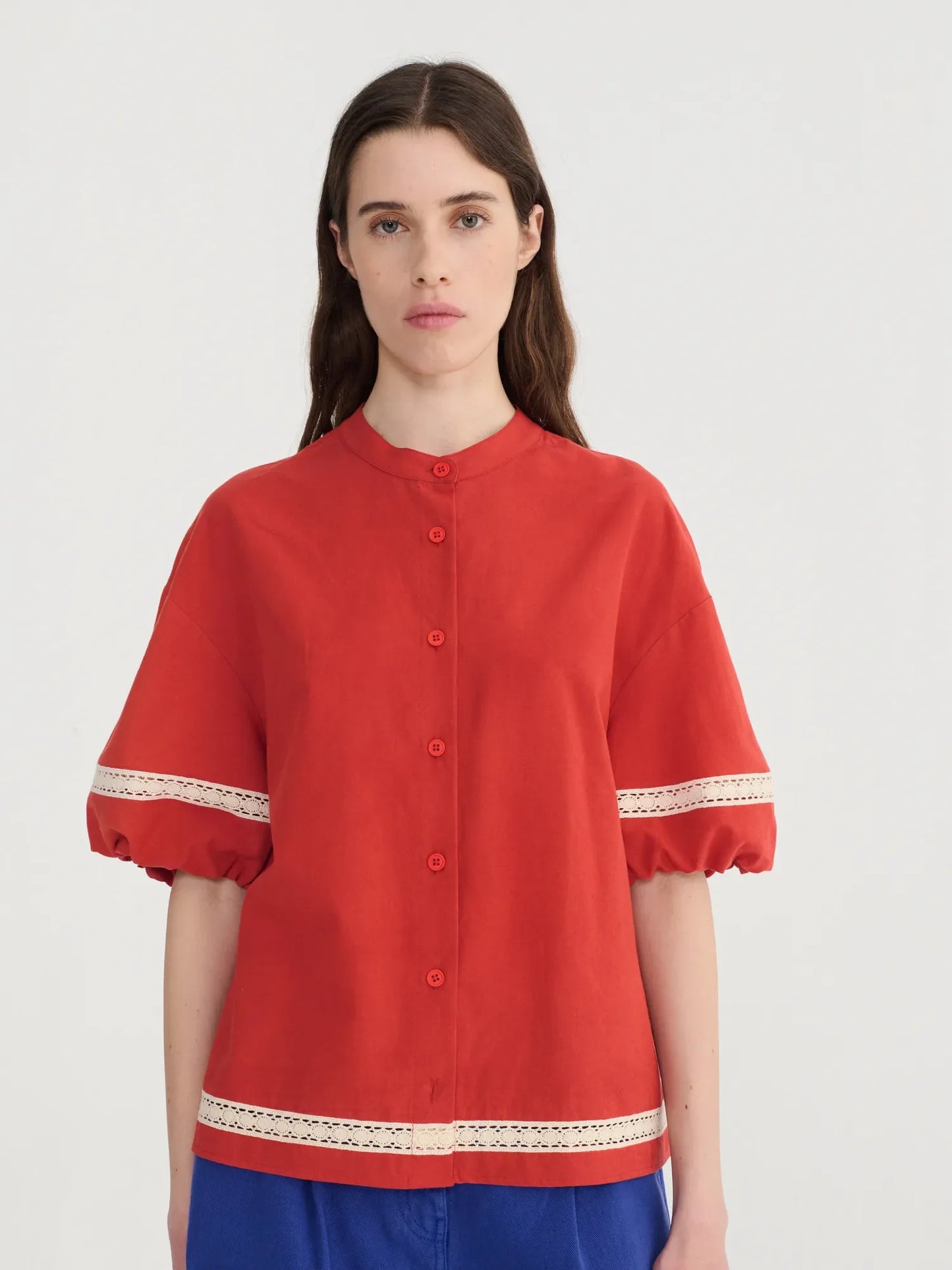 Contrast‑trim puff sleeve shirt